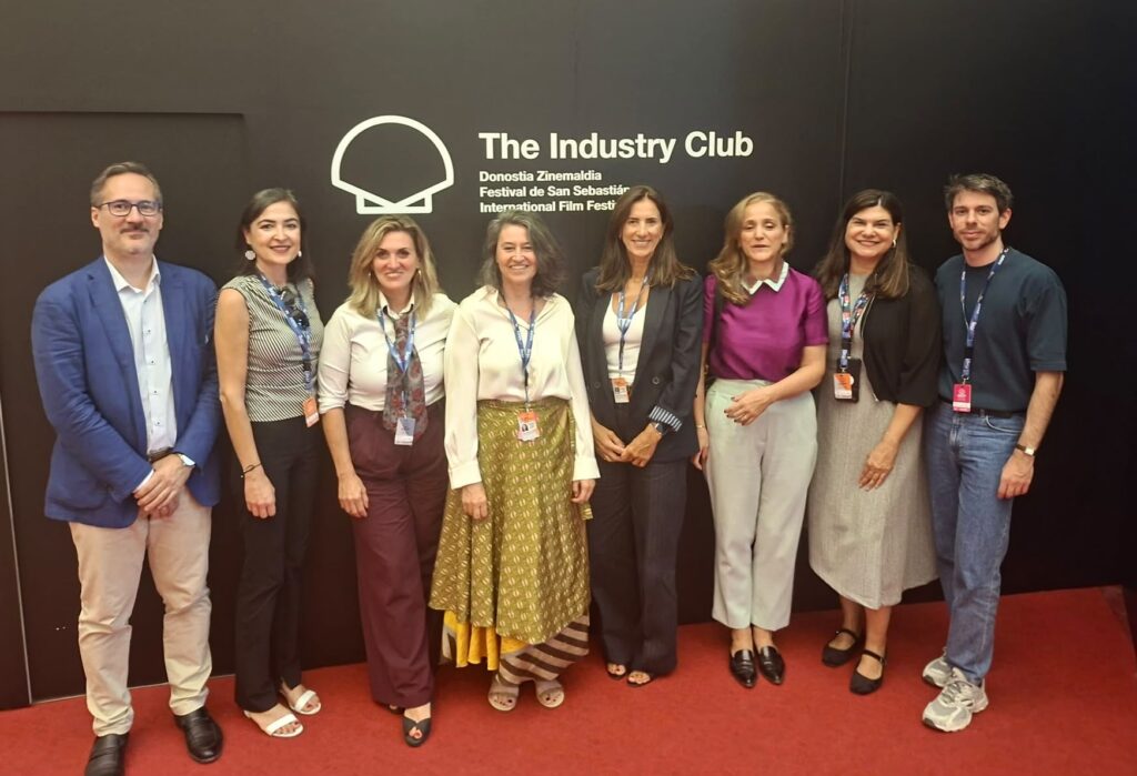 Encuentro de LAND y REDCAU con la directora general del ICAA en The Industry Club del Festival de San Sebastián